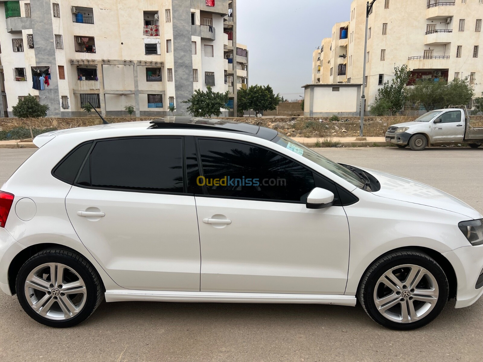 Volkswagen Polo 2013 R-line