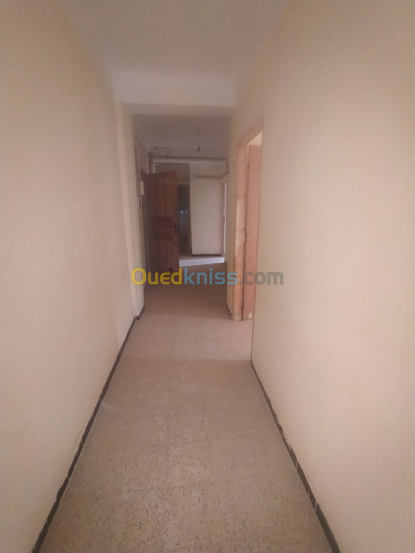 Vente Appartement F3 Chlef El karimia