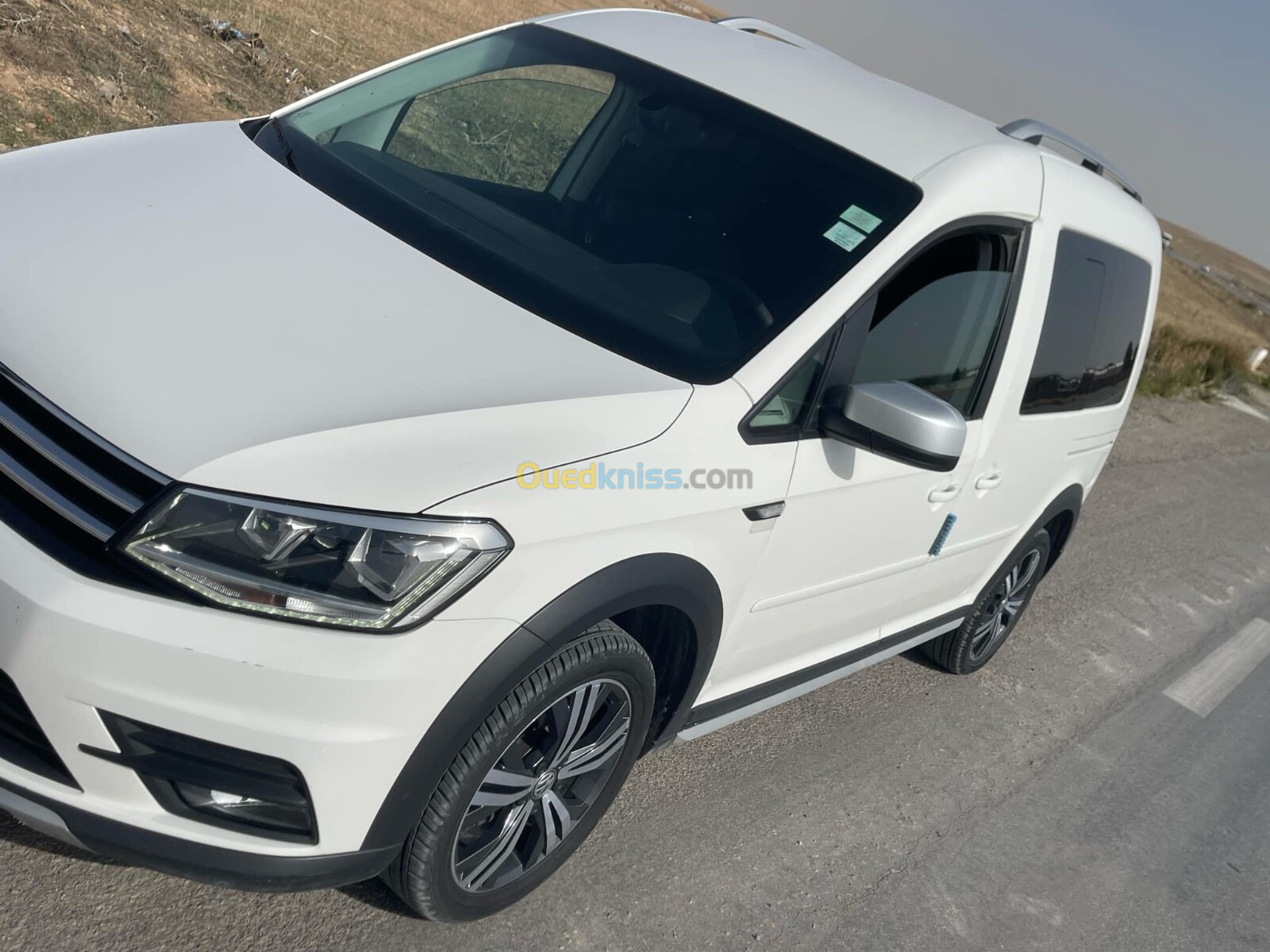 Volkswagen Caddy 2016 Altrack