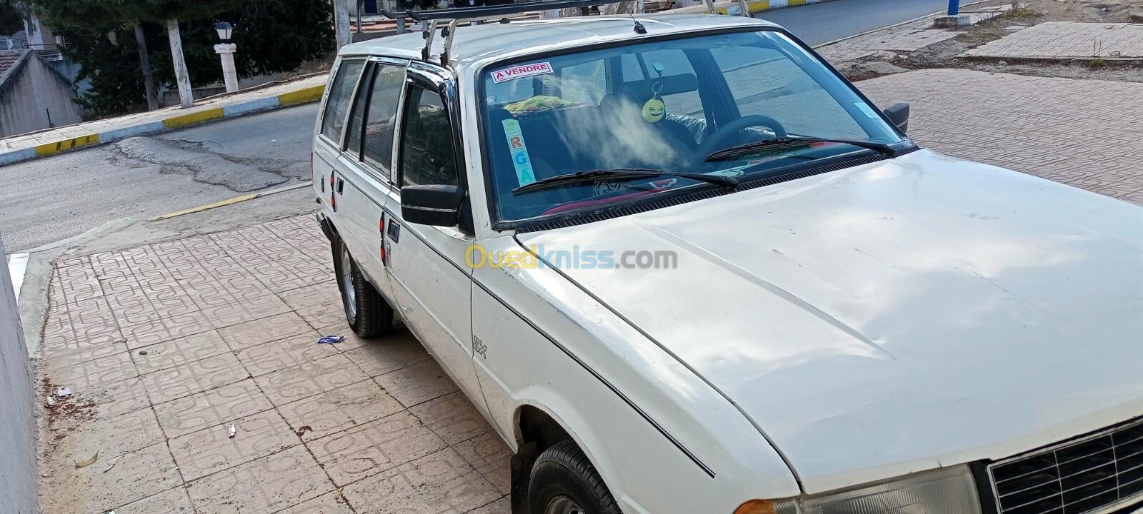 Peugeot 305 1985 305