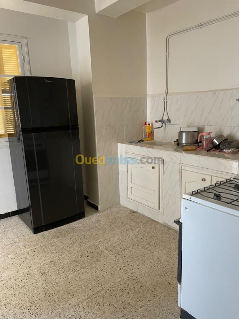 Location vacances Appartement F1 Jijel Jijel