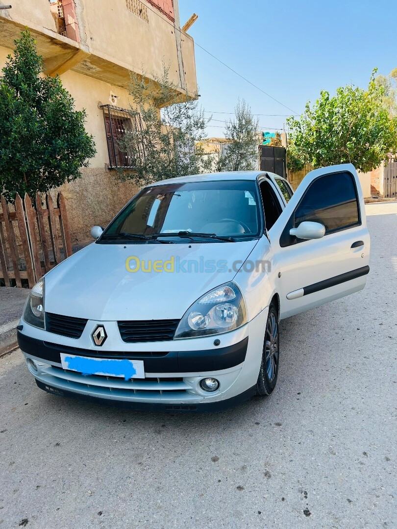 Renault Clio 2 2004 Extreme