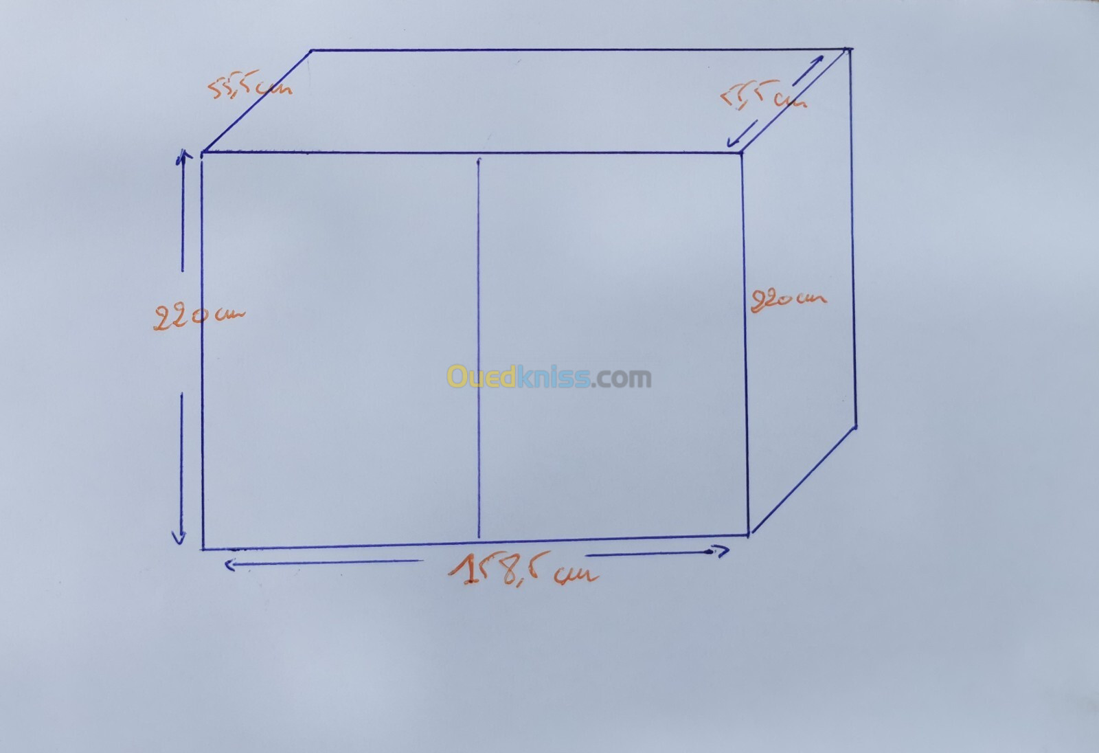 Vente d'un pack armoire + canapé + table de nuit en bois massif. 