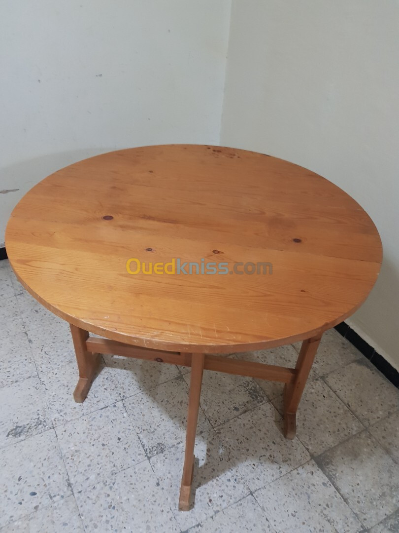 Table de cuisine طاولة