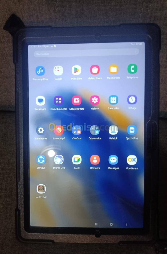 SAMSUNG TAB A8