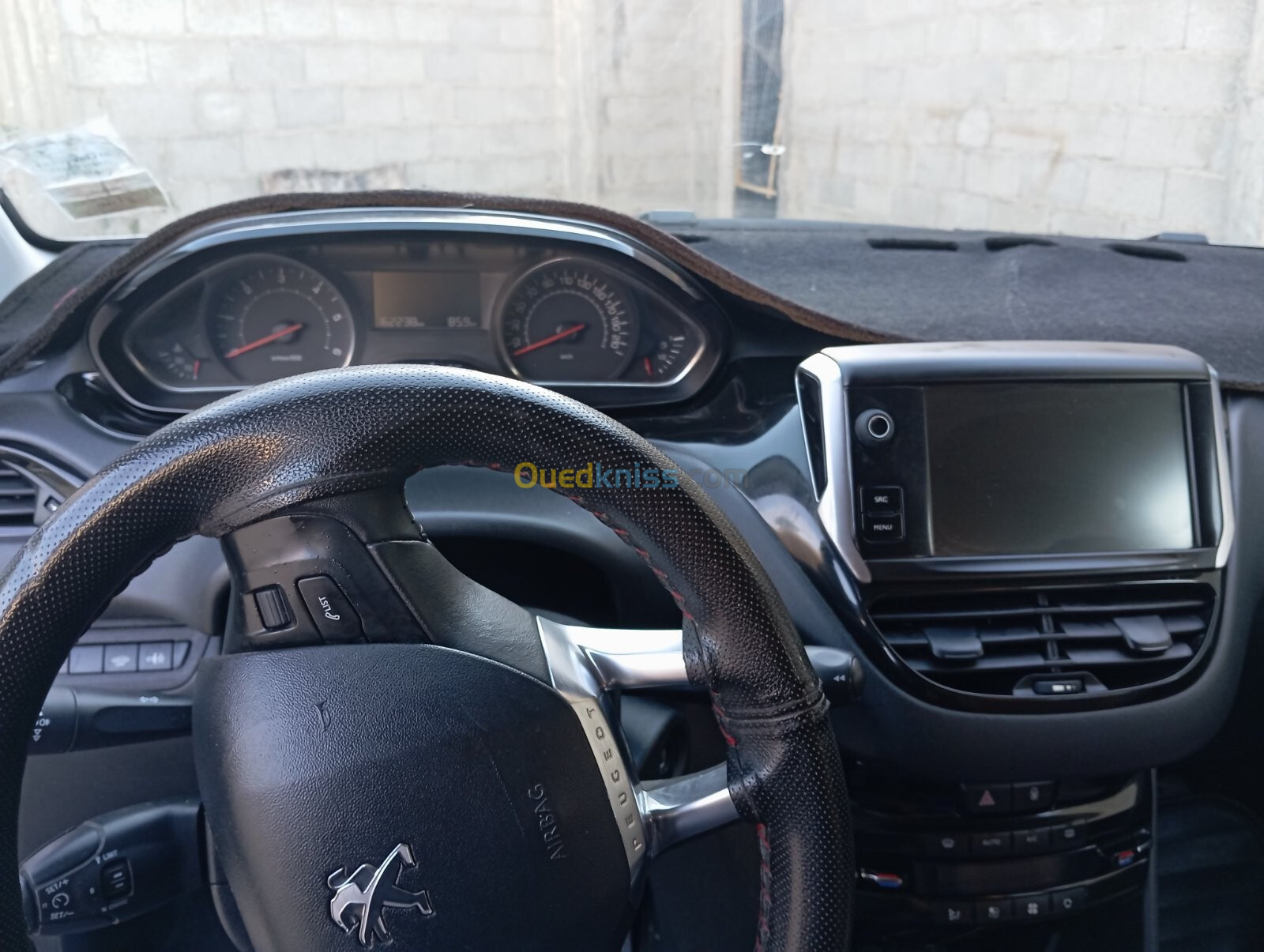 Peugeot 208 2015 208