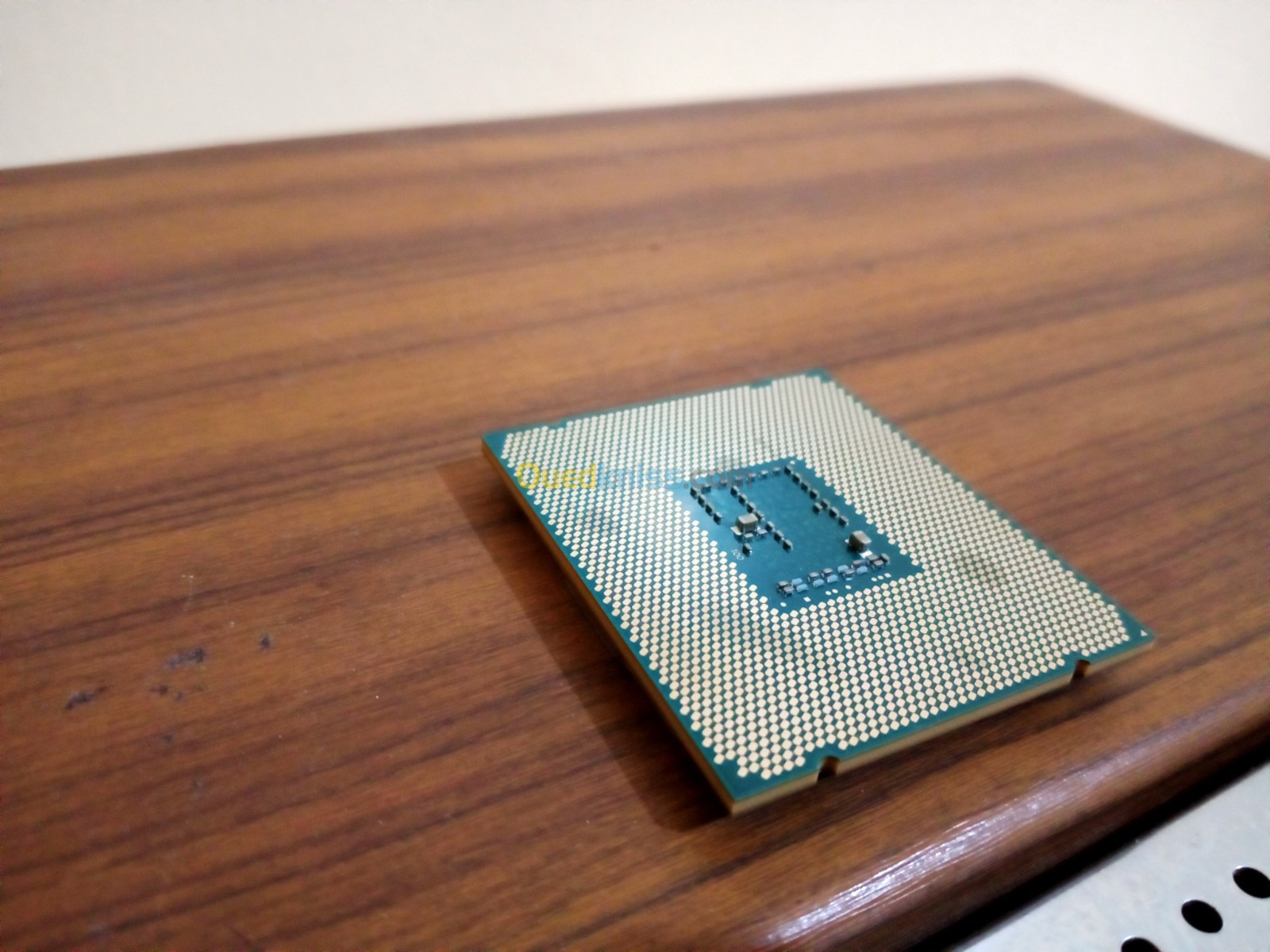 Intel Xeon E5-2670 V3