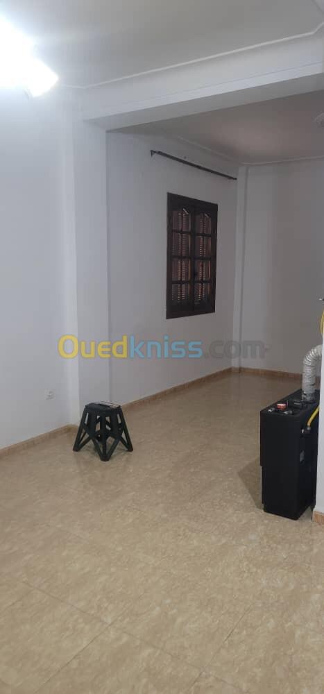 Location Appartement F4 Alger Bordj el bahri