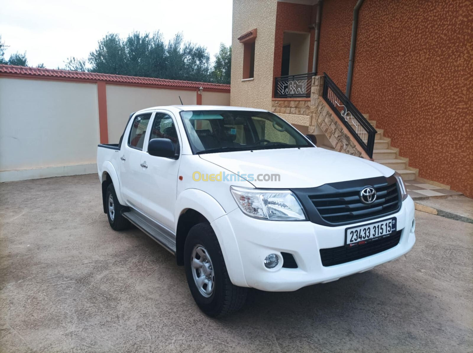 Toyota Hilux 2015 LEGEND DC 4x4 Pack Luxe