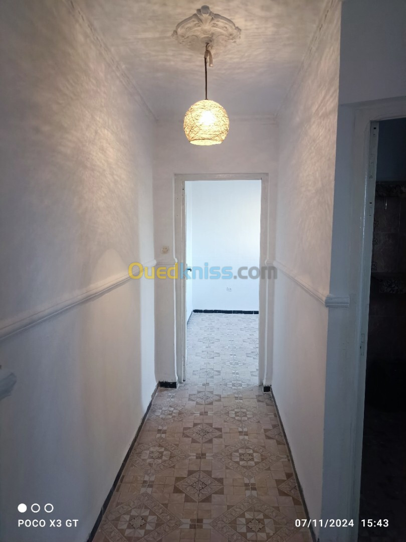 Location Appartement F2 Alger Zeralda