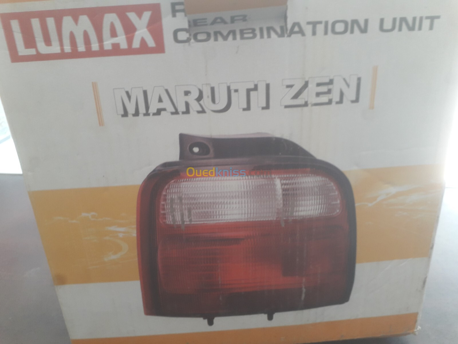  FEU ARRIERE MARUTI ZEN