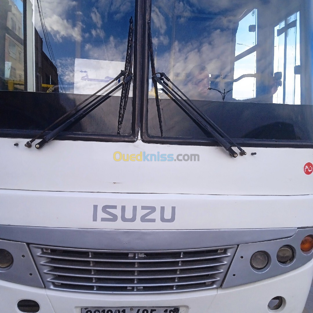 Isuzu Md 27 2005