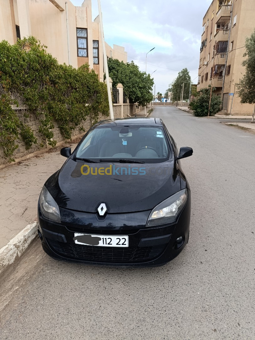 Renault Megane 3 2012 Bose