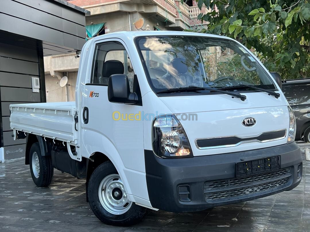 Kia K2700 2013