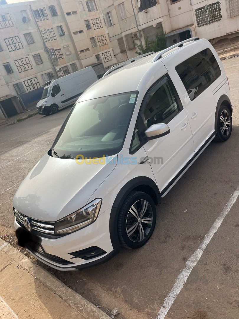 Volkswagen Caddy 2017 All track