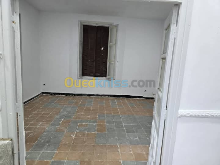 Location Appartement F3 Annaba Annaba