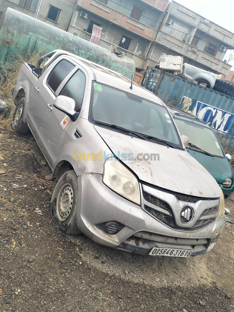 FOTON TUNLAND 2016 Double Cabine