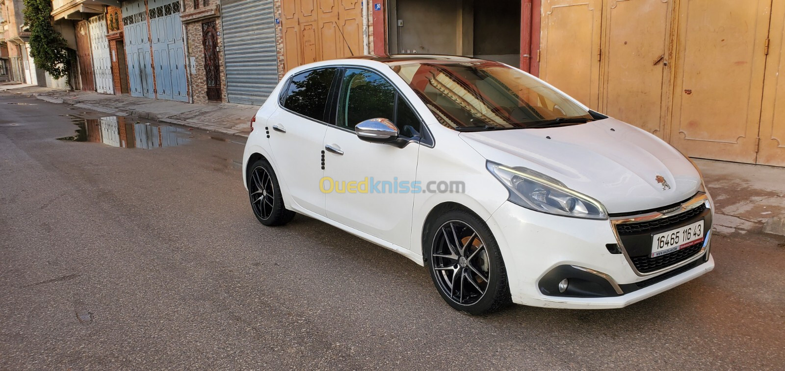 Peugeot 208 2016 Allure Facelift