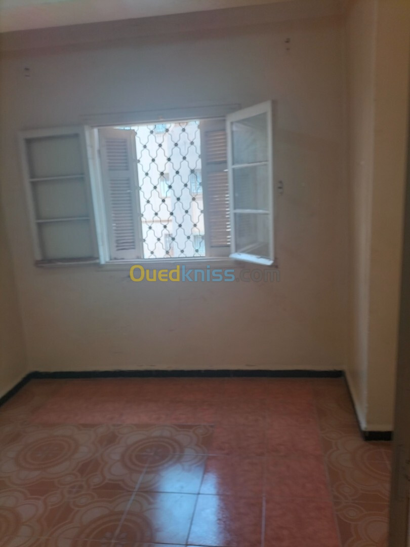 Location Appartement F4 Tlemcen Mansourah