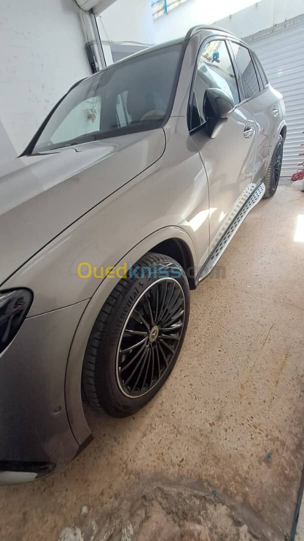 Mercedes GLC 220D 2023 