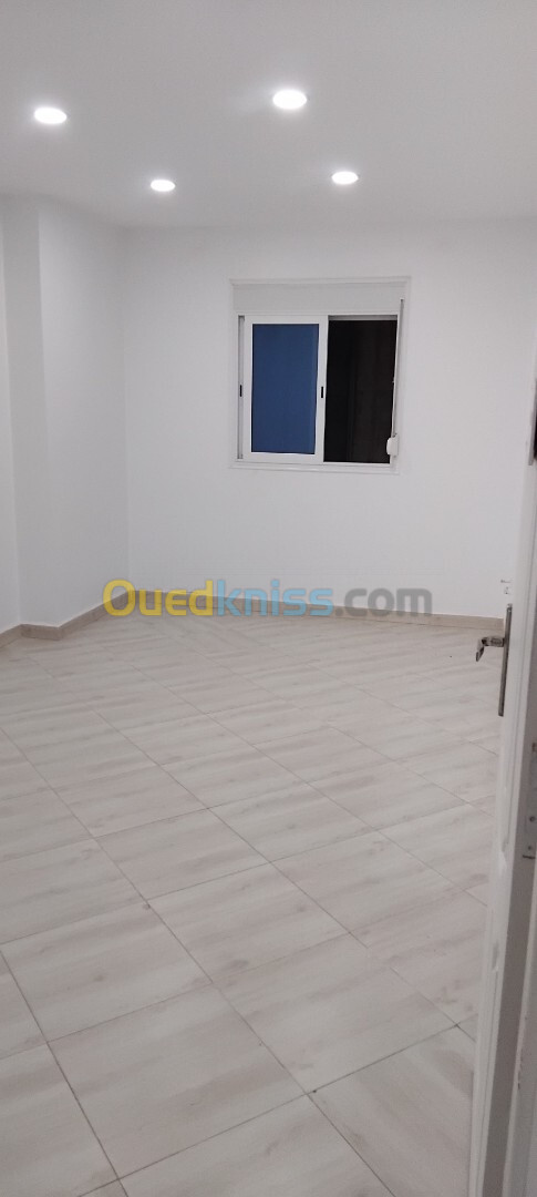 Location Appartement F4 Alger Cheraga