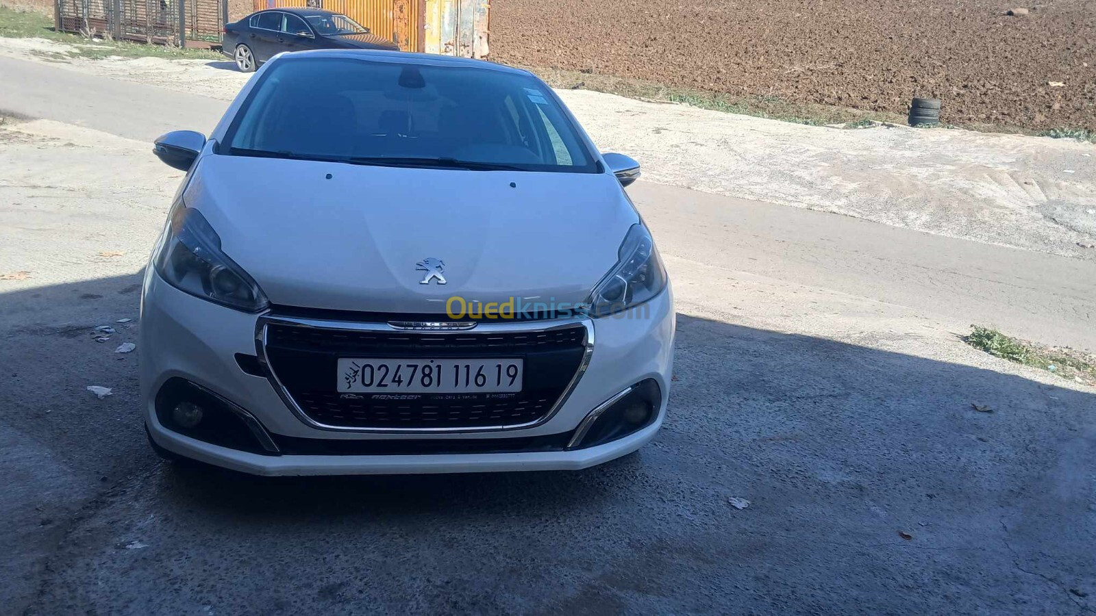 Peugeot 208 2016 Allure Facelift