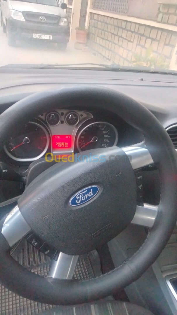 Ford Focus 5 portes 2009 Focus 5 portes