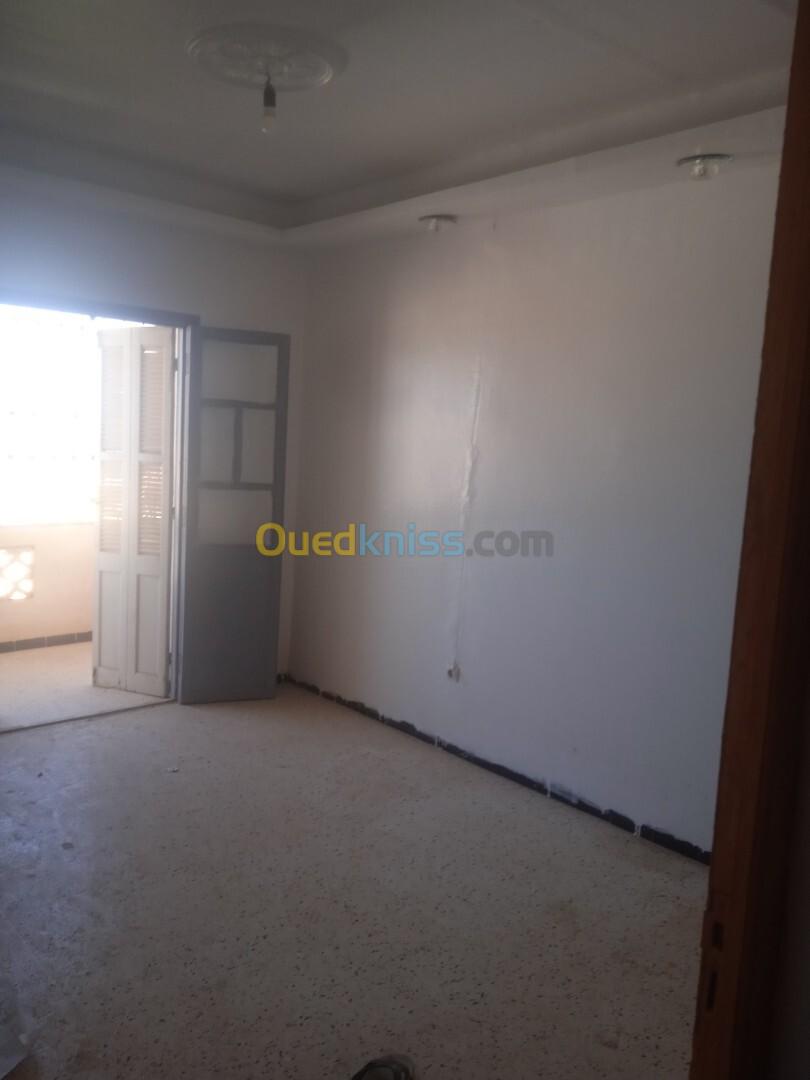 Vente Appartement F4 Chlef Tenes