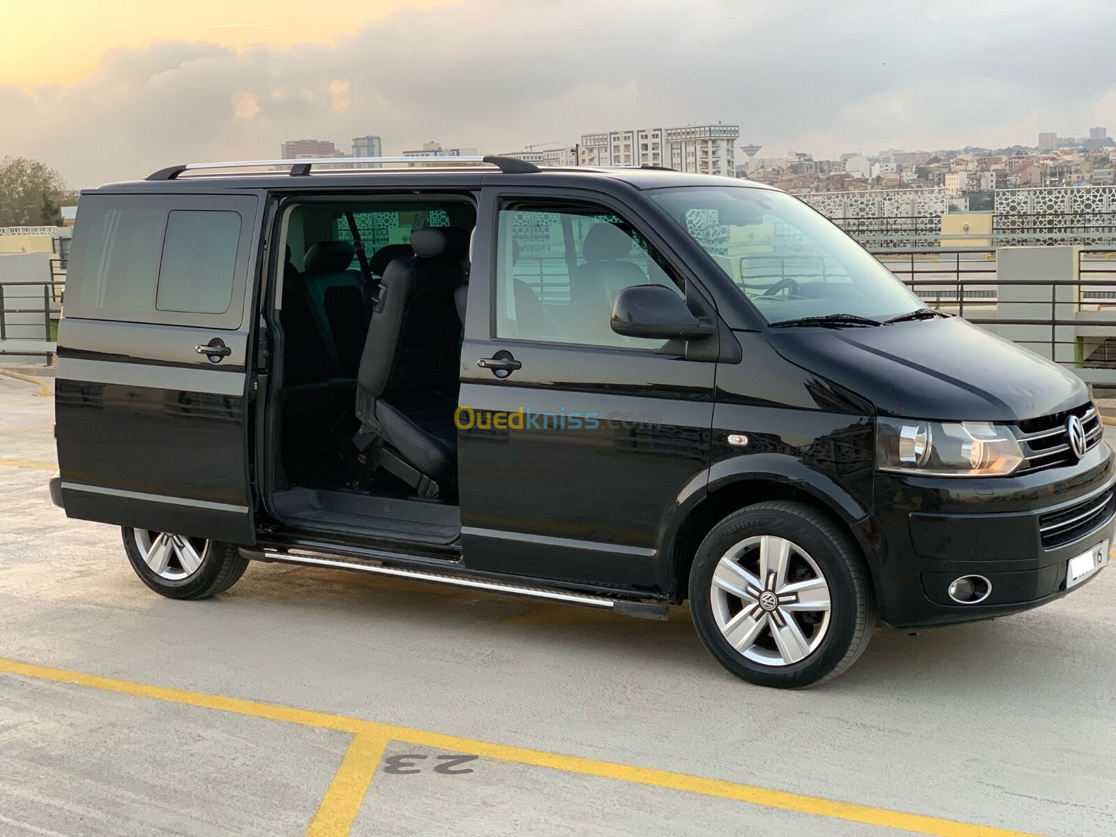 Volkswagen Multivan 2011 Caravelle