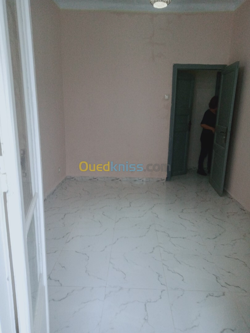 Vente Appartement F3 Alger Alger centre