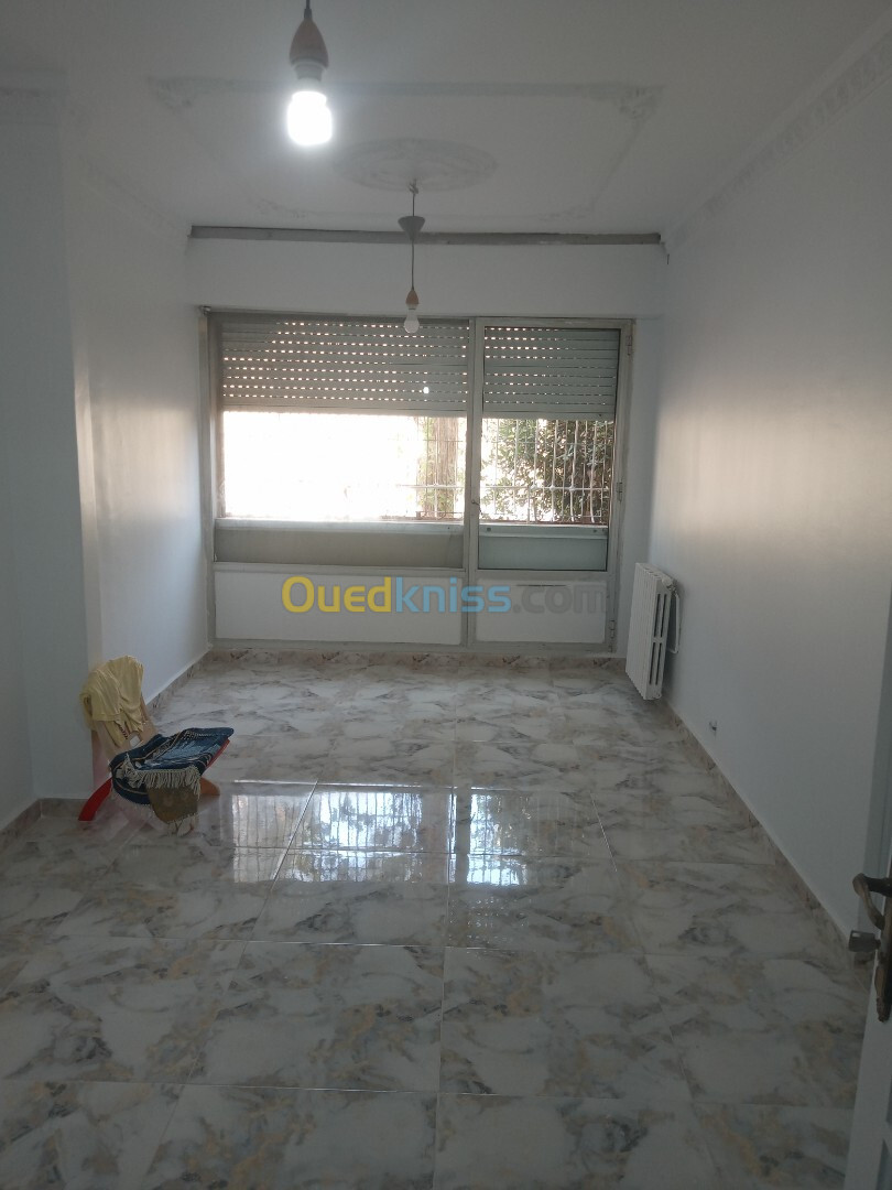 Location Appartement F5 Alger Bir mourad rais