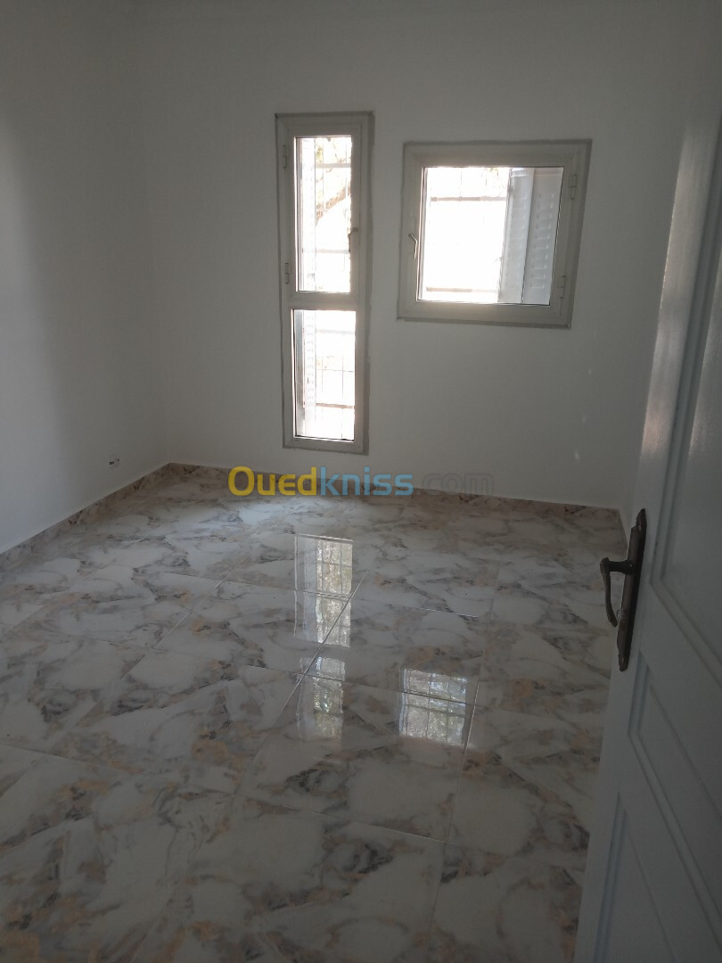 Location Appartement F5 Alger Bir mourad rais