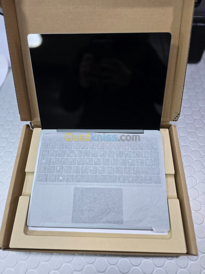 Microsoft surface go 2 i5 1135G7 puissant 