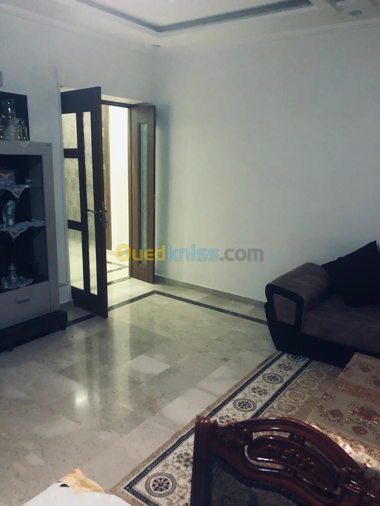 Location Appartement F3 Alger Bir mourad rais