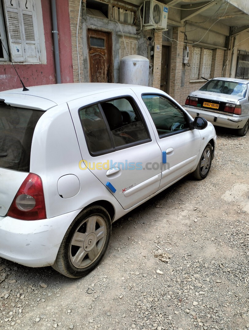 Compy Clio compus 2013 Fiha kolch mlih