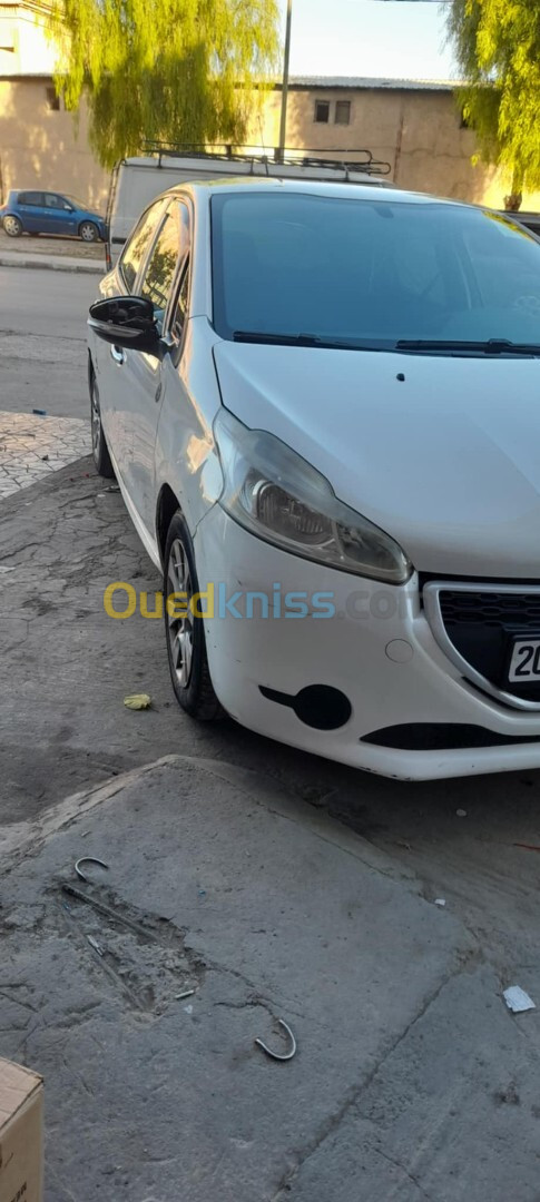 Peugeot 208 2014 208