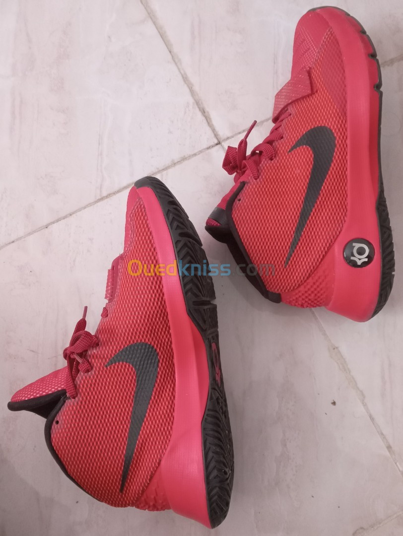 Nike KD trey University red