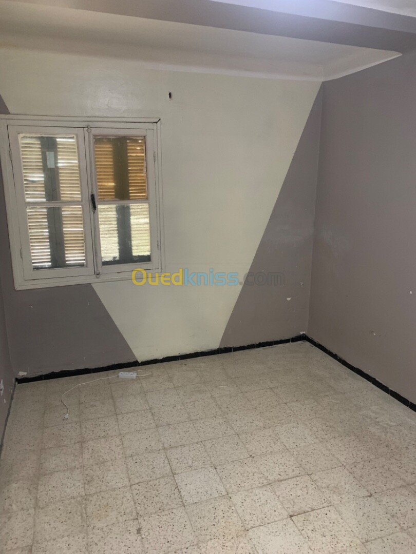 Location Appartement F3 Alger Bab ezzouar