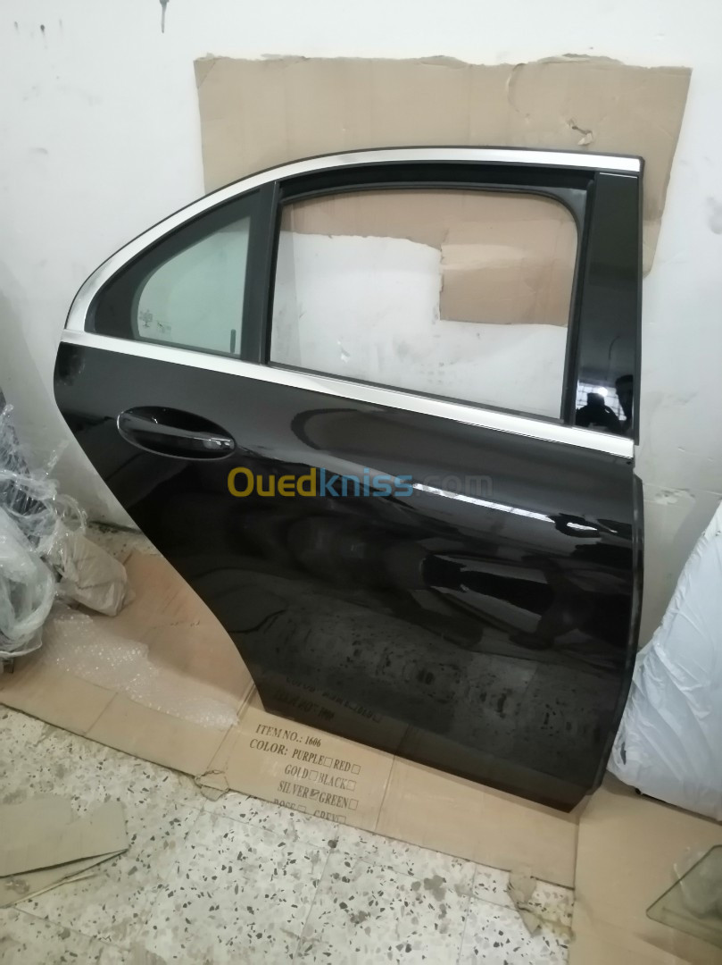 Porte arrier droite mercedes classe c w205 