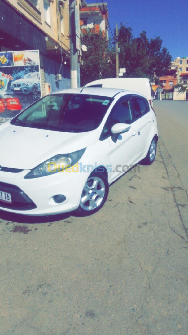 Ford Fiesta 2011 Titanium Sport pack