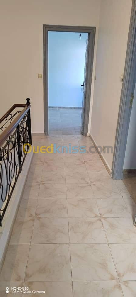 Location Niveau De Villa F5 Alger Hydra