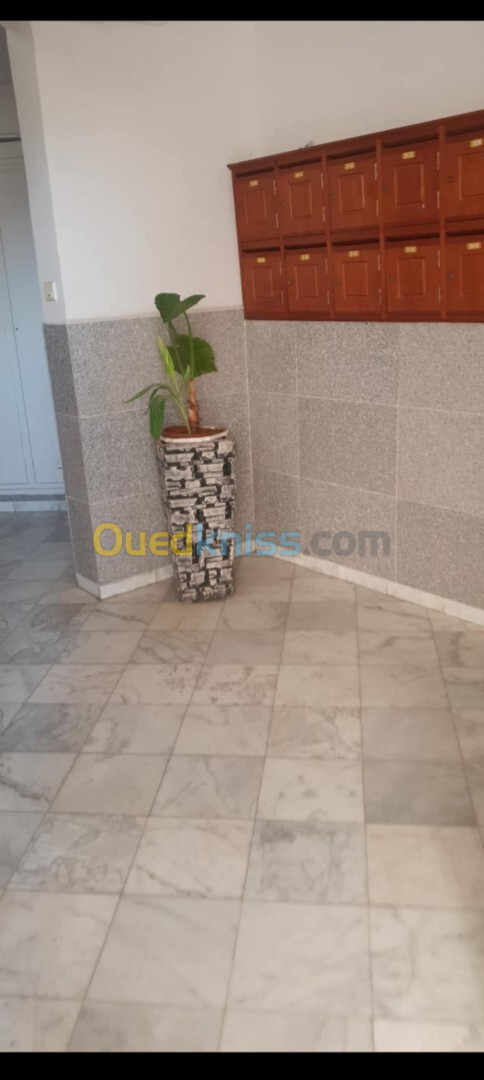 Vente Appartement F4 Alger Ain naadja