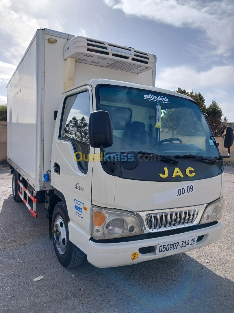 JAC 1040 JAC FRiGO 2014