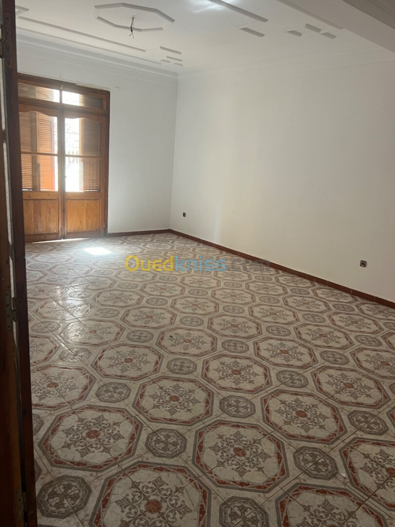 Location Niveau De Villa F4 Alger Cheraga