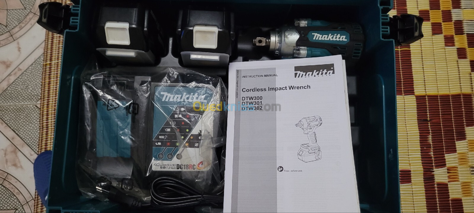 Boulonneuse a choc Makita 18V 