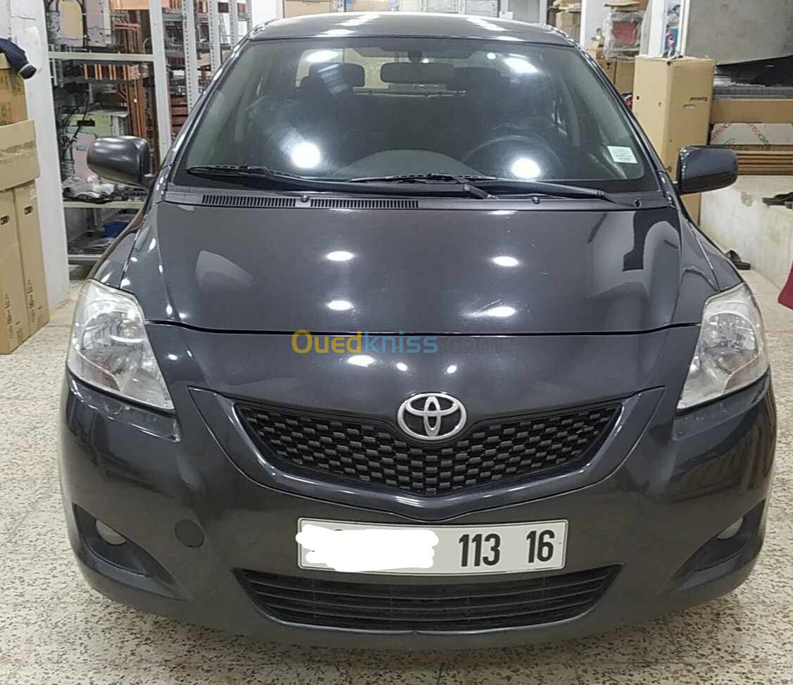 Toyota Yaris Sedan 2013 