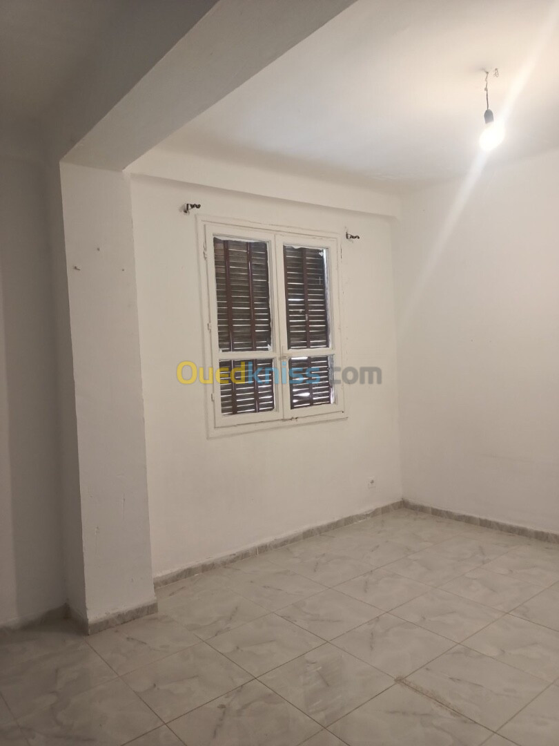 Location Appartement F3 Alger Draria