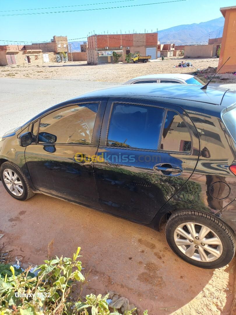 Toyota Yaris 2010 كوبي