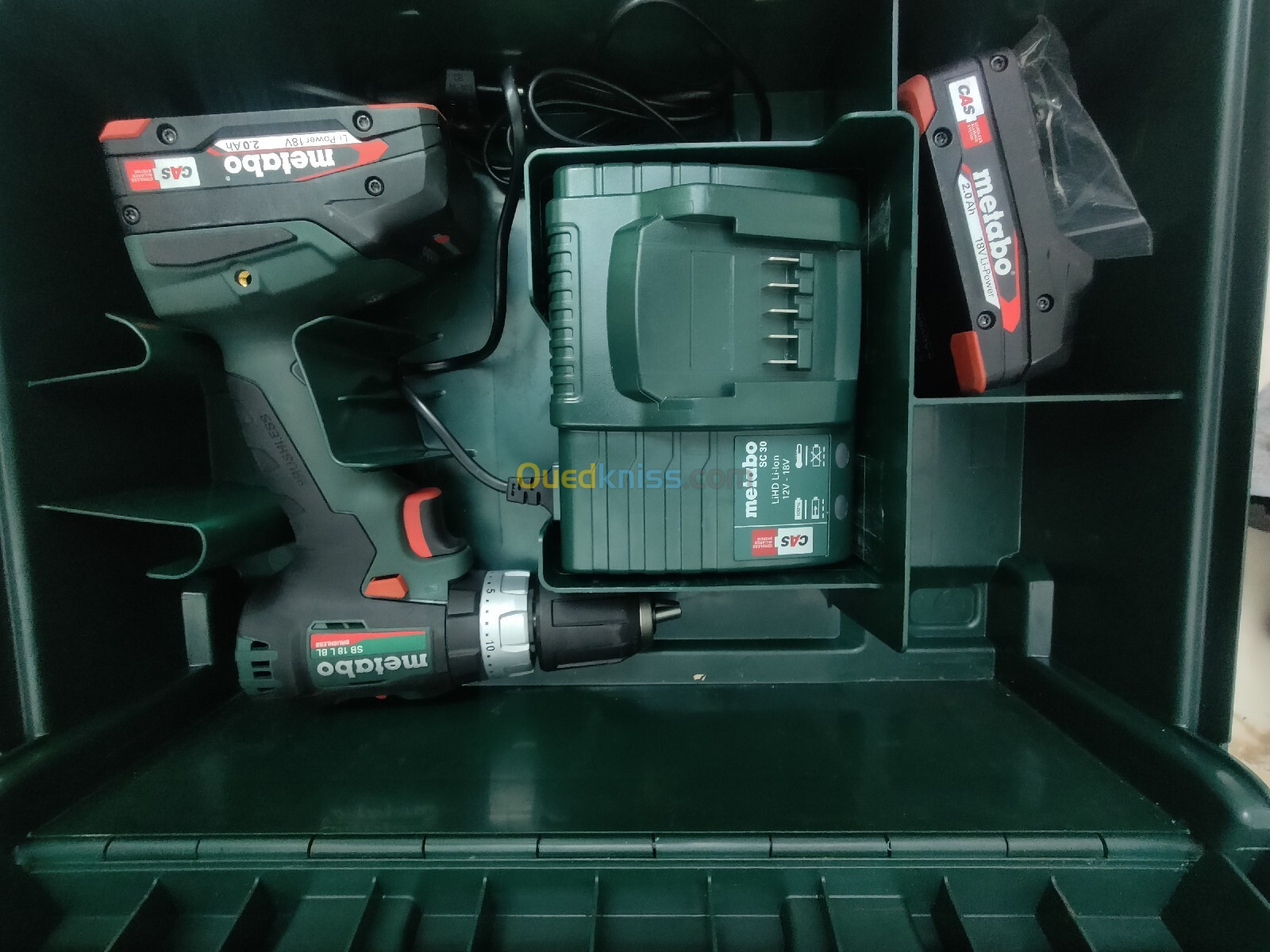 Perceuse visseuse à percussion METABO 18V Brushless 