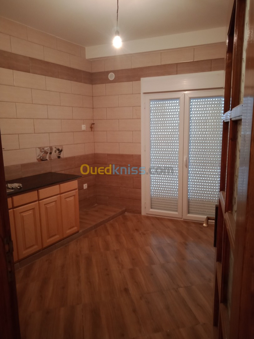 Location Appartement F2 Alger Birkhadem